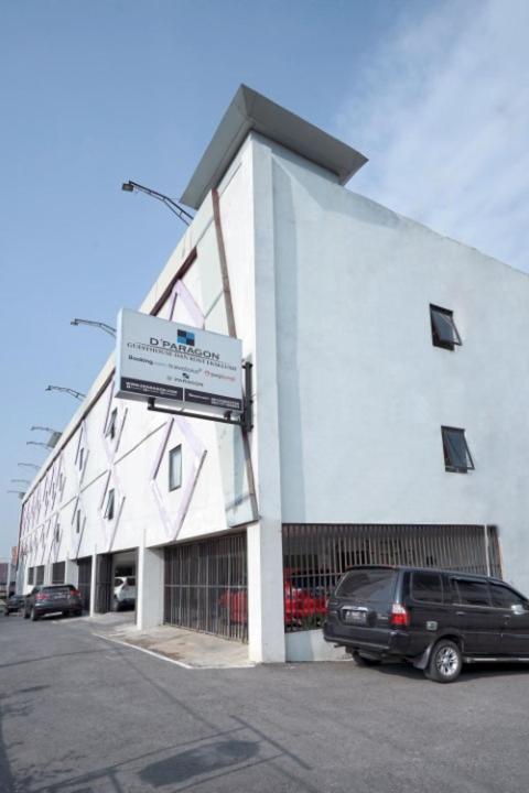 D'Paragon Bukit Sari Semarang Buitenkant foto